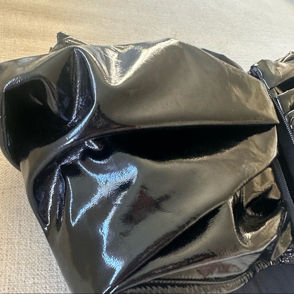 House of CB Black Patent Boned Corset - Picture 11 of 13